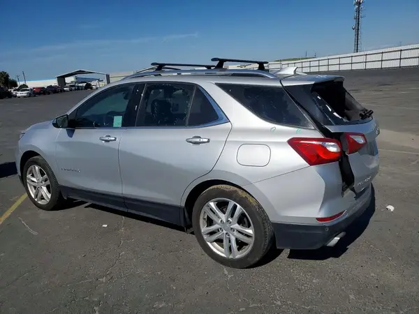 3GNAXNEX2JS564396 2018 CHEVROLET EQUINOX - Image 2