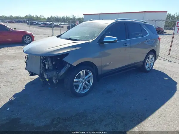 3GNAXNEX4JS565789 2018 CHEVROLET EQUINOX - Image 2