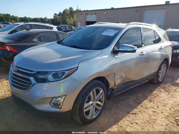 3GNAXNEX5JS509702 2018 CHEVROLET EQUINOX - Image 2