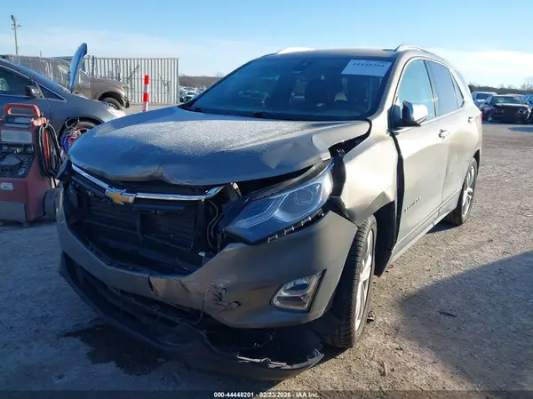 3GNAXNEX7JS520958 2018 CHEVROLET EQUINOX - Image 2