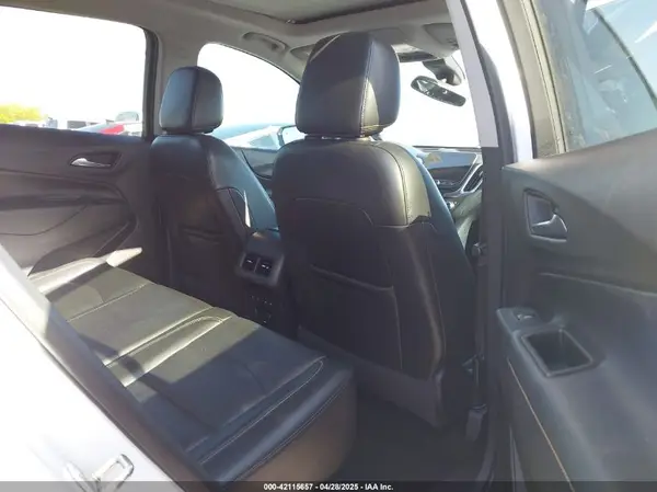 3GNAXNEX9JS504700 2018 CHEVROLET EQUINOX - Image 8
