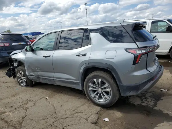 3GNAXPEG0SL104144 2025 CHEVROLET EQUINOX - Image 2