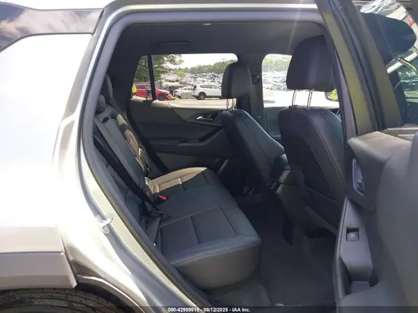 3GNAXPEG0SL111031 2025 CHEVROLET EQUINOX - Image 8