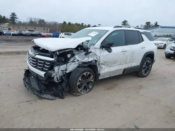 3GNAXPEG0SL144949 2025 CHEVROLET EQUINOX - Image 2