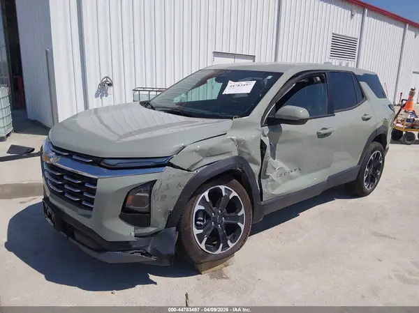 3GNAXPEG0SL191611 2025 CHEVROLET EQUINOX - Image 2