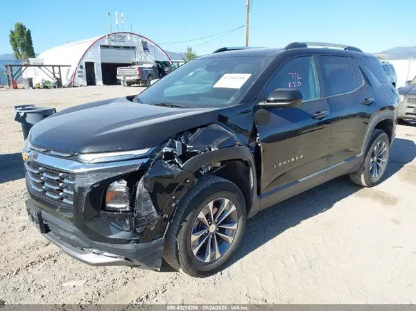 3GNAXPEG0SL223361 2025 CHEVROLET EQUINOX - Image 2