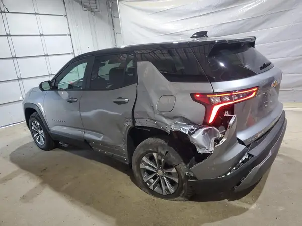 3GNAXPEG0SL229788 2025 CHEVROLET EQUINOX - Image 2
