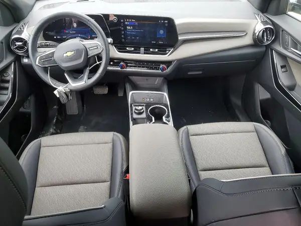 3GNAXPEG0TL157833 2026 CHEVROLET EQUINOX - Image 8