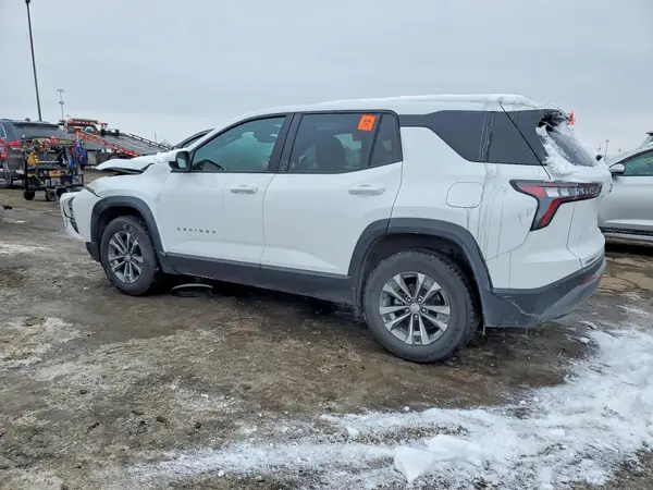 3GNAXPEG0TL225256 2026 CHEVROLET EQUINOX - Image 2