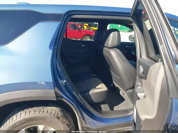 3GNAXPEG0TL225306 2026 CHEVROLET EQUINOX - Image 8
