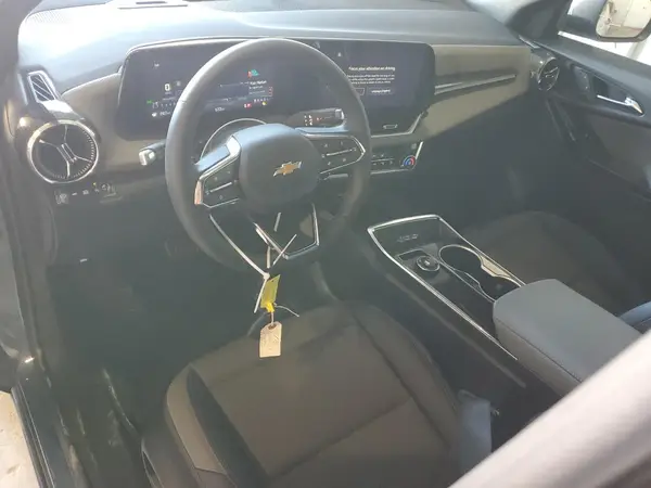 3GNAXPEG0TL272660 2026 CHEVROLET EQUINOX - Image 8