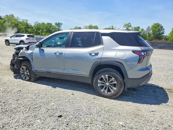 3GNAXPEG0TL279706 2026 CHEVROLET EQUINOX - Image 2