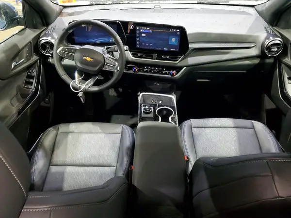 3GNAXPEG0TL283254 2026 CHEVROLET EQUINOX - Image 8
