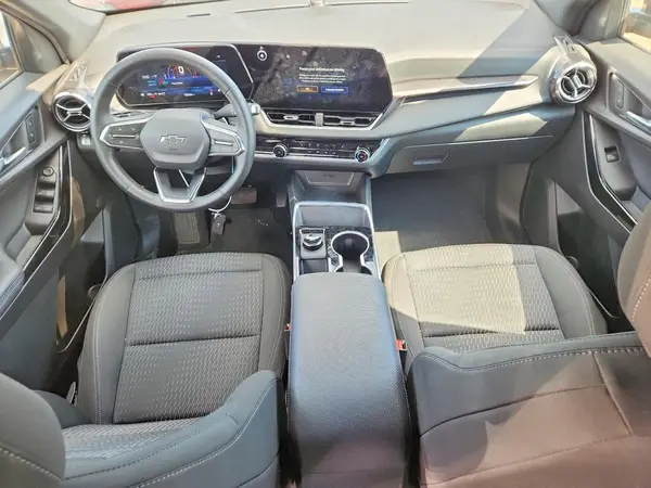 3GNAXPEG0TL312414 2026 CHEVROLET EQUINOX - Image 8