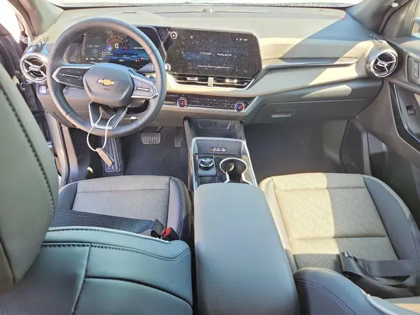3GNAXPEG0TL502293 2026 CHEVROLET EQUINOX - Image 8