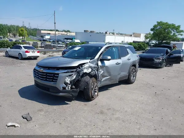 3GNAXPEG1SL118781 2025 CHEVROLET EQUINOX - Image 2