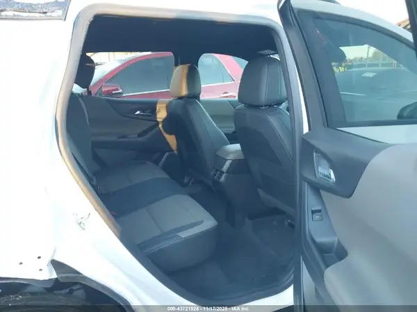 3GNAXPEG1SL150100 2025 CHEVROLET EQUINOX - Image 8