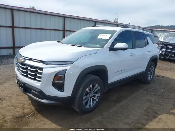 3GNAXPEG1SL225426 2025 CHEVROLET EQUINOX - Image 2