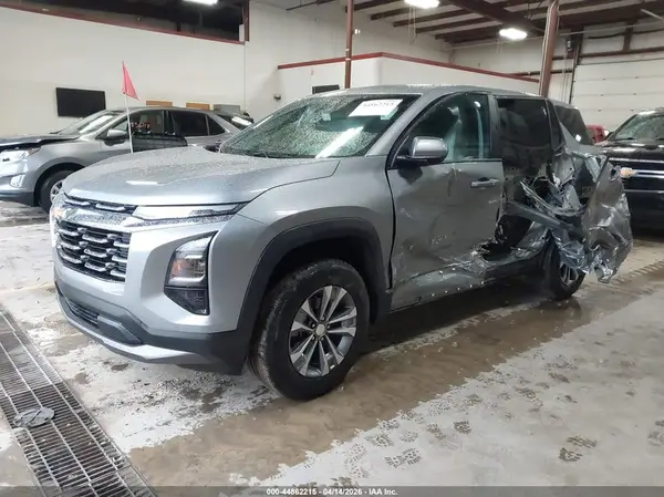 3GNAXPEG1SL241058 2025 CHEVROLET EQUINOX - Image 2