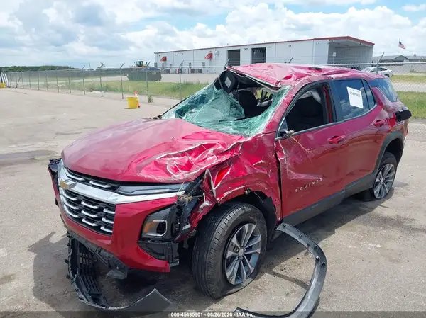 3GNAXPEG1SL270754 2025 CHEVROLET EQUINOX - Image 2