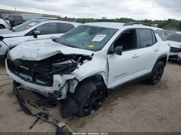 3GNAXPEG1TL110519 2026 CHEVROLET EQUINOX - Image 2