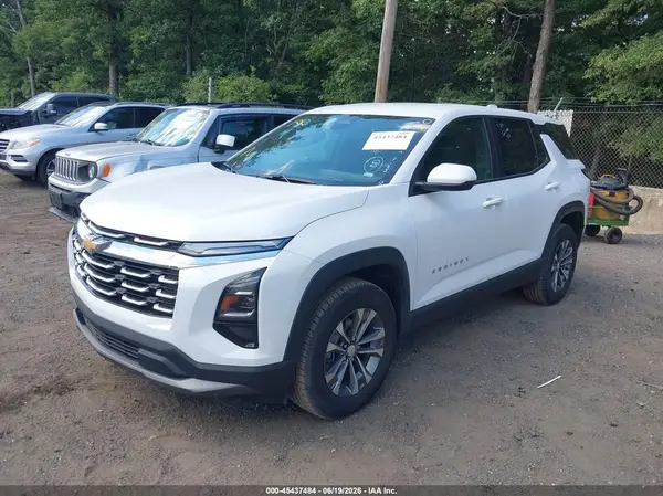3GNAXPEG1TL209504 2026 CHEVROLET EQUINOX - Image 2