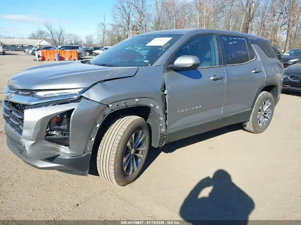 3GNAXPEG1TL239487 2026 CHEVROLET EQUINOX - Image 2