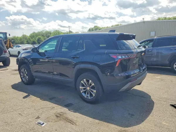 3GNAXPEG1TL247329 2026 CHEVROLET EQUINOX - Image 2