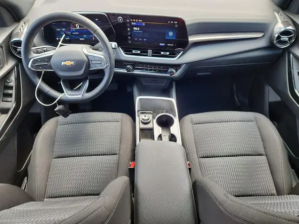 3GNAXPEG1TL429743 2026 CHEVROLET EQUINOX - Image 8
