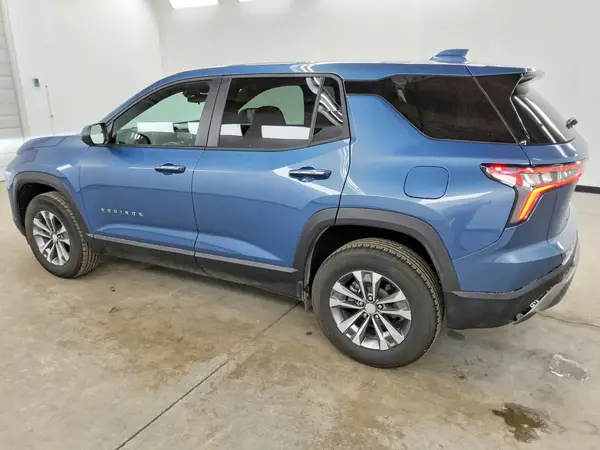 3GNAXPEG1TL447305 2026 CHEVROLET EQUINOX - Image 2