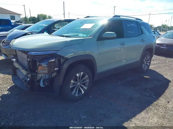 3GNAXPEG2SL202494 2025 CHEVROLET EQUINOX - Image 2