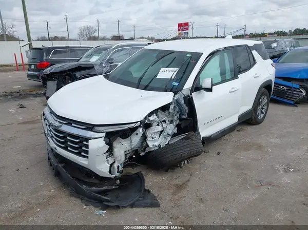 3GNAXPEG2SL236743 2025 CHEVROLET EQUINOX - Image 2