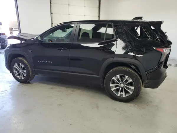 3GNAXPEG2SL286008 2025 CHEVROLET EQUINOX - Image 2