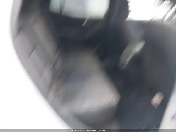 3GNAXPEG2SL294545 2025 CHEVROLET EQUINOX - Image 8