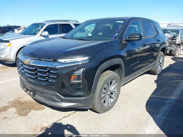 3GNAXPEG2SL309738 2025 CHEVROLET EQUINOX - Image 2