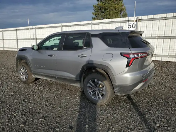 3GNAXPEG2SL311201 2025 CHEVROLET EQUINOX - Image 2