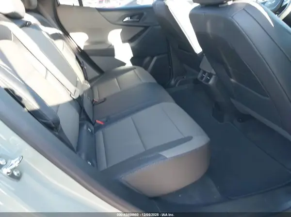 3GNAXPEG2TL113669 2026 CHEVROLET EQUINOX - Image 8