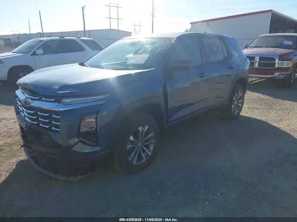 3GNAXPEG2TL243810 2026 CHEVROLET EQUINOX - Image 2