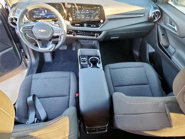 3GNAXPEG2TL245153 2026 CHEVROLET EQUINOX - Image 8