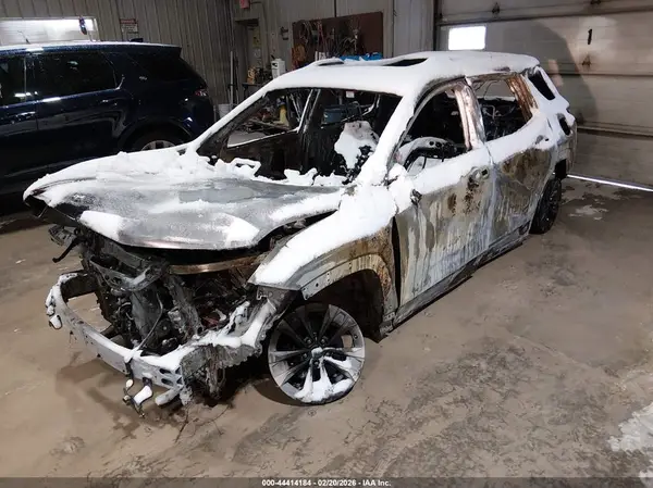 3GNAXPEG2TL280243 2026 CHEVROLET EQUINOX - Image 2