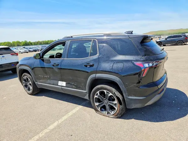 3GNAXPEG2TL382545 2026 CHEVROLET EQUINOX - Image 2
