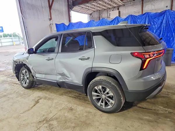 3GNAXPEG2TL450441 2026 CHEVROLET EQUINOX - Image 2