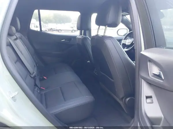 3GNAXPEG3SL169845 2025 CHEVROLET EQUINOX - Image 8