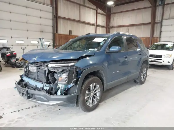3GNAXPEG3SL238727 2025 CHEVROLET EQUINOX - Image 2