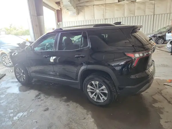 3GNAXPEG3SL265636 2025 CHEVROLET EQUINOX - Image 2