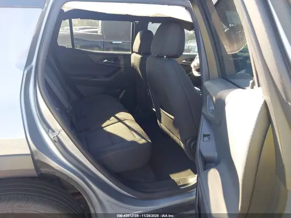 3GNAXPEG3SL324250 2025 CHEVROLET EQUINOX - Image 8