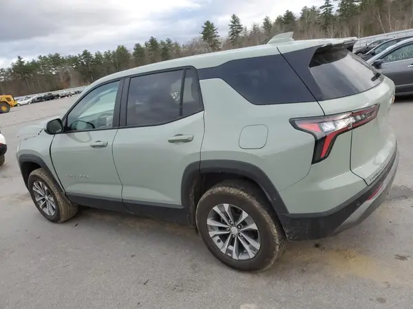 3GNAXPEG3SL329089 2025 CHEVROLET EQUINOX - Image 2