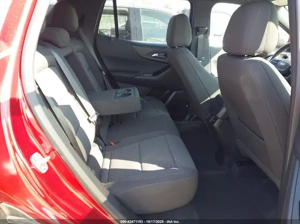 3GNAXPEG3TL242567 2026 CHEVROLET EQUINOX - Image 8