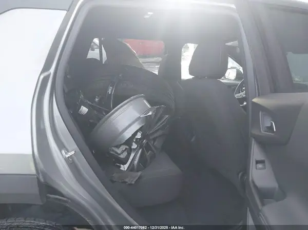 3GNAXPEG3TL263418 2026 CHEVROLET EQUINOX - Image 8
