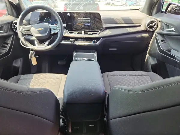 3GNAXPEG3TL275178 2026 CHEVROLET EQUINOX - Image 8